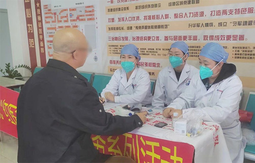 红医义诊走基层，医疗服务为群众