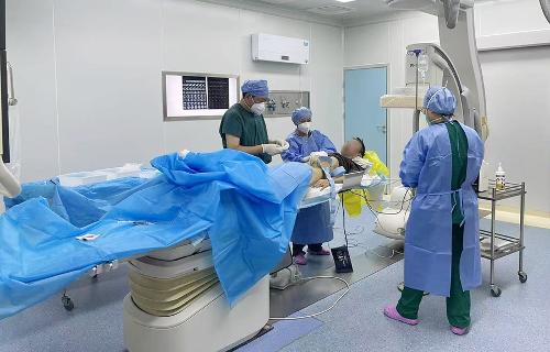 咯血达300ml！支气管动脉栓塞术瞬间'“拧紧”出血开关