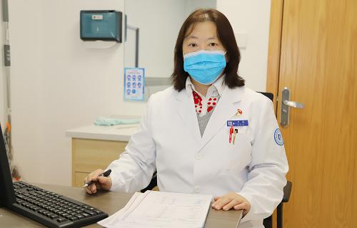 医者尽责显担当，精准诊断为患者赢得生机