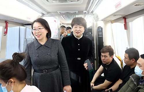 百家号：热血汇聚爱心，共筑生命长城——我院开展无偿献血活动